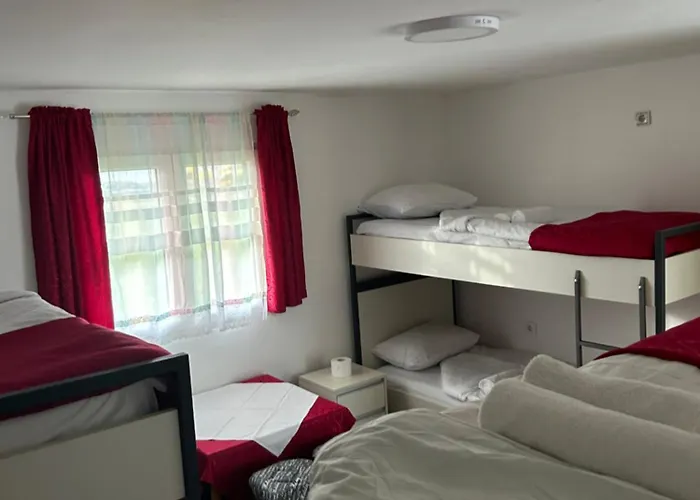 Sneza Hostel Podgorica